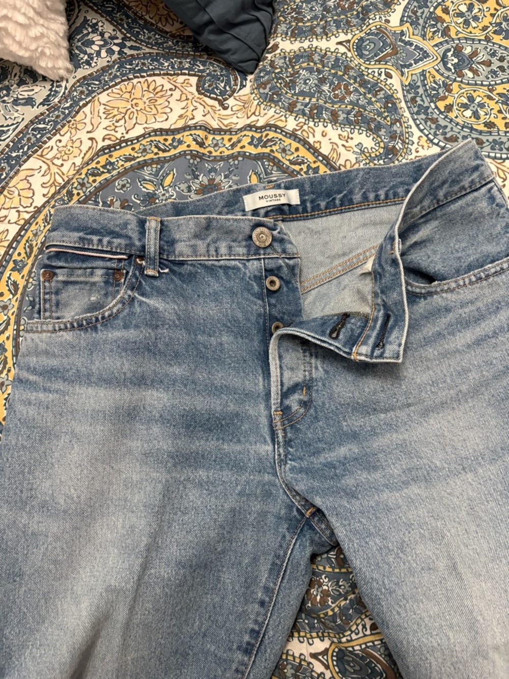 Moussy Light Wash Blue Button-Fly Jeans